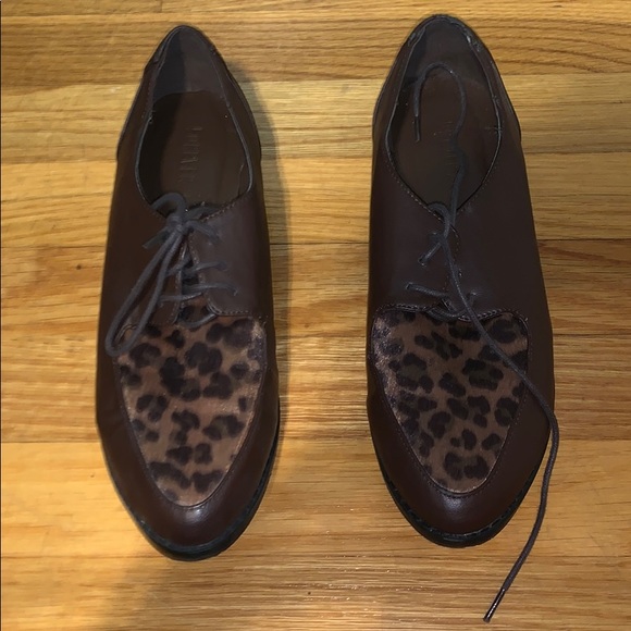 Brown flats - Picture 4 of 5